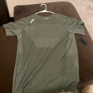 Mens Legends Dri-fit shirt dark green size XL